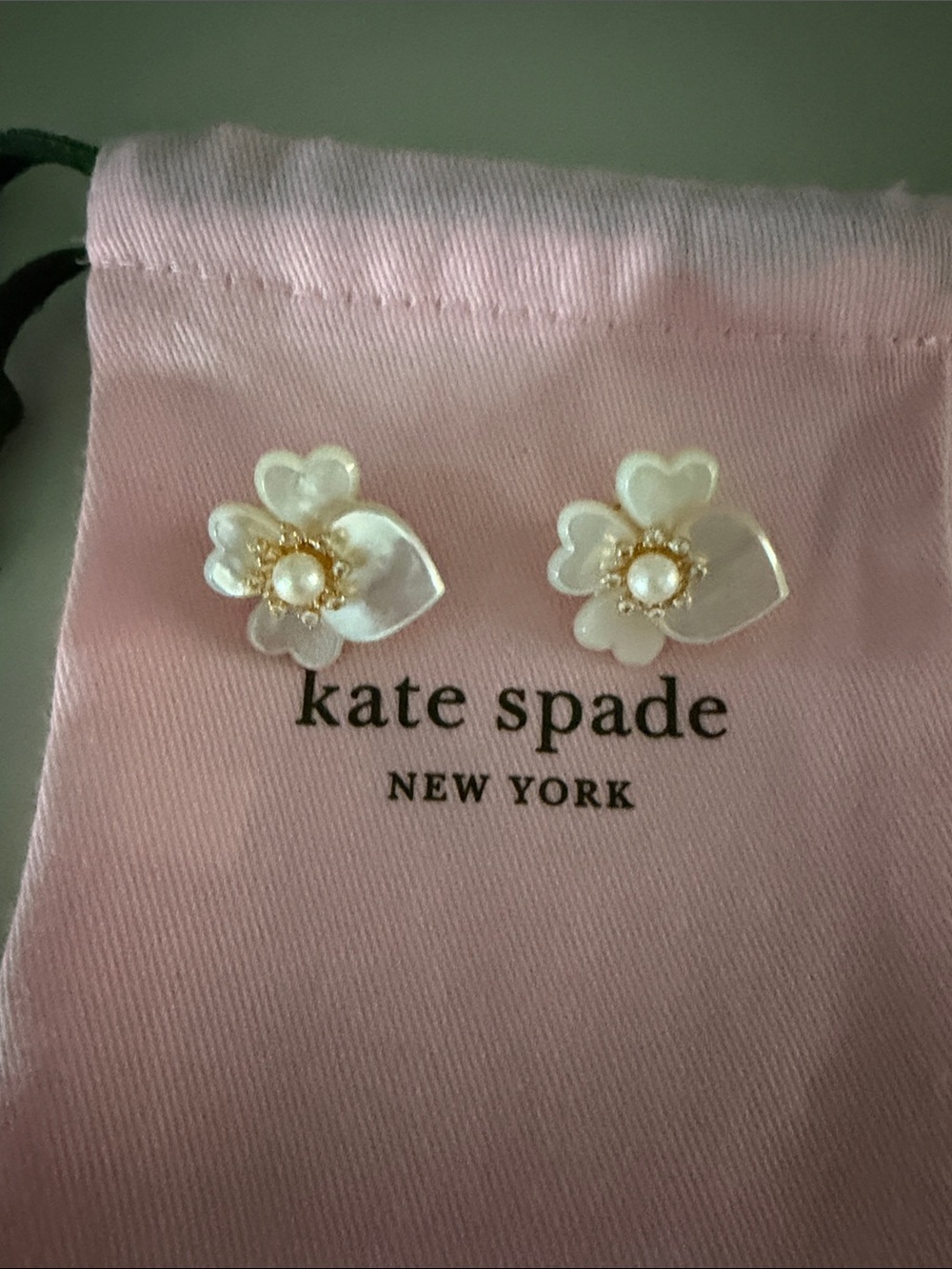 kate spade White Mother-of-Pearl Flower Pearl Center Stud Earrings